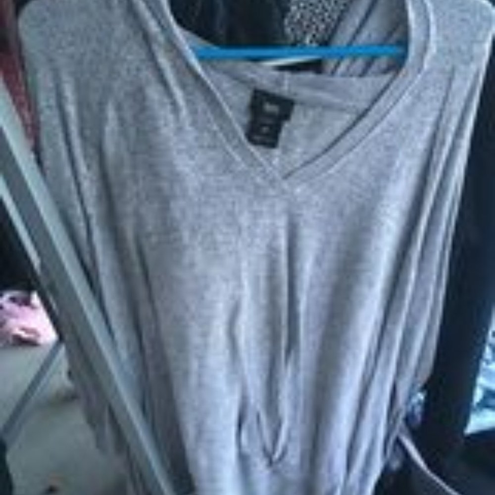 Mossimo women's sweater size S